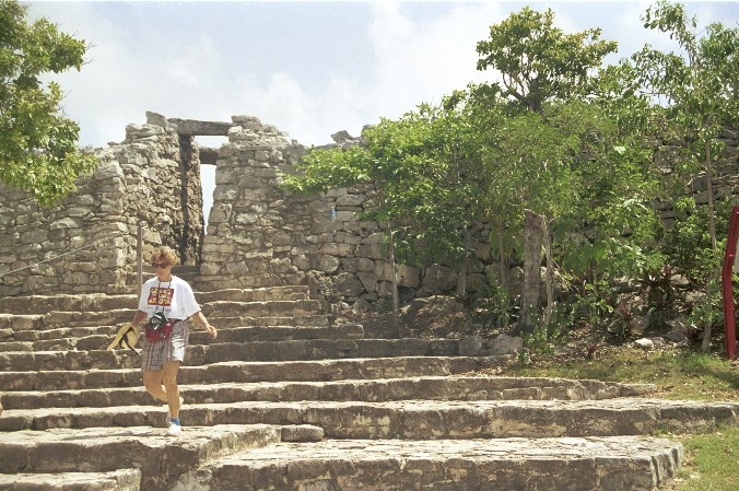 Ruine von Antje Baumann