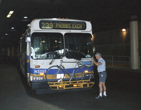 Bus mit Fahrradtransport von Antje Baumann