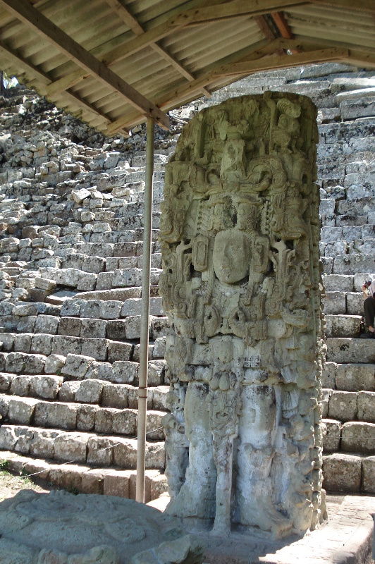 Stele N von Christoph Schneider