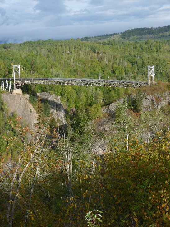 Hagwilget Canyon Suspension Bridge ber dem Hagwilget Canyon von Antje Baumann