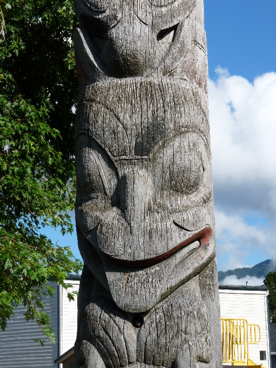 Detail des Eagle Chief's Pole of Tanu von Antje Baumann