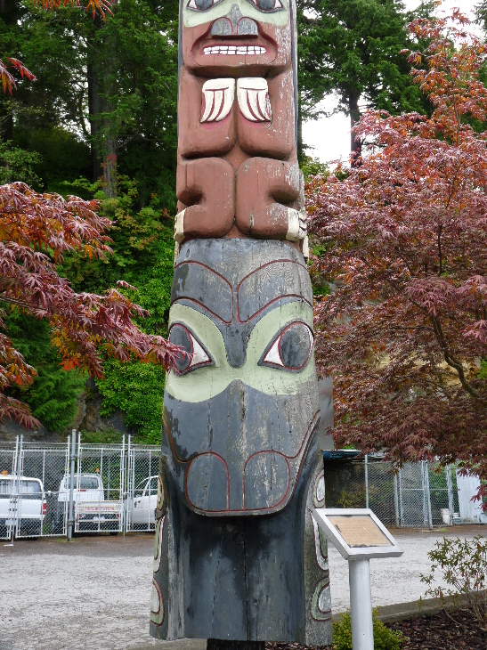 Detail des Chief's Pole at Skedans von Antje Baumann