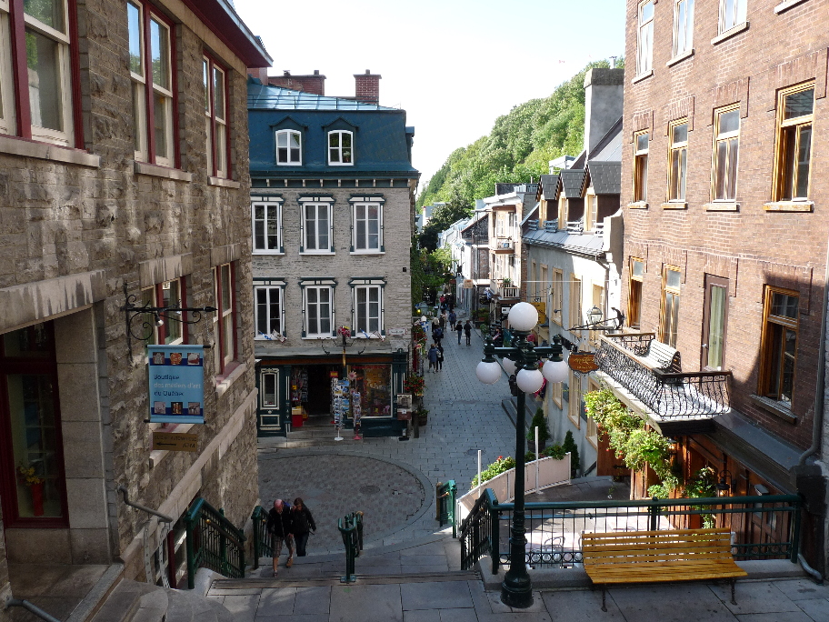 Blick auf die Rue du Petit Champlain von Antje Baumann