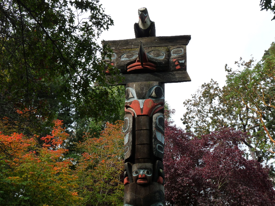 Detail eines Haida Mortuary Pole von Antje Baumann