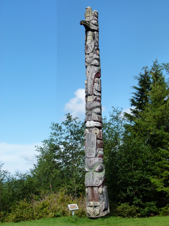 Eagle and Beaver Pole of Ninstints von Antje Baumann