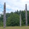 Jonathan Hunt's und Mungo Martin's Memorial Poles von Antje Baumann